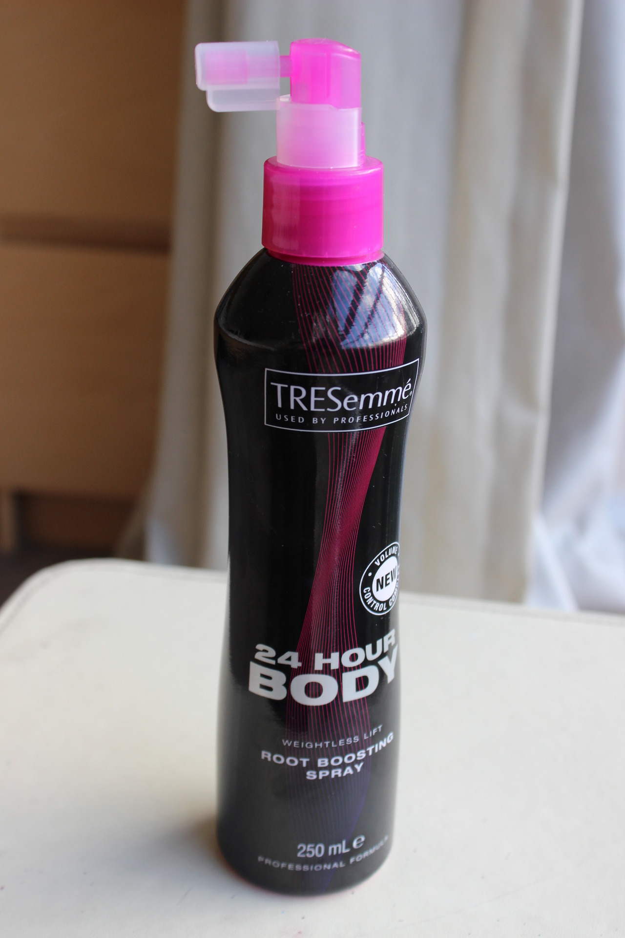 Tresemme 24 Hour Root Boosting Spray