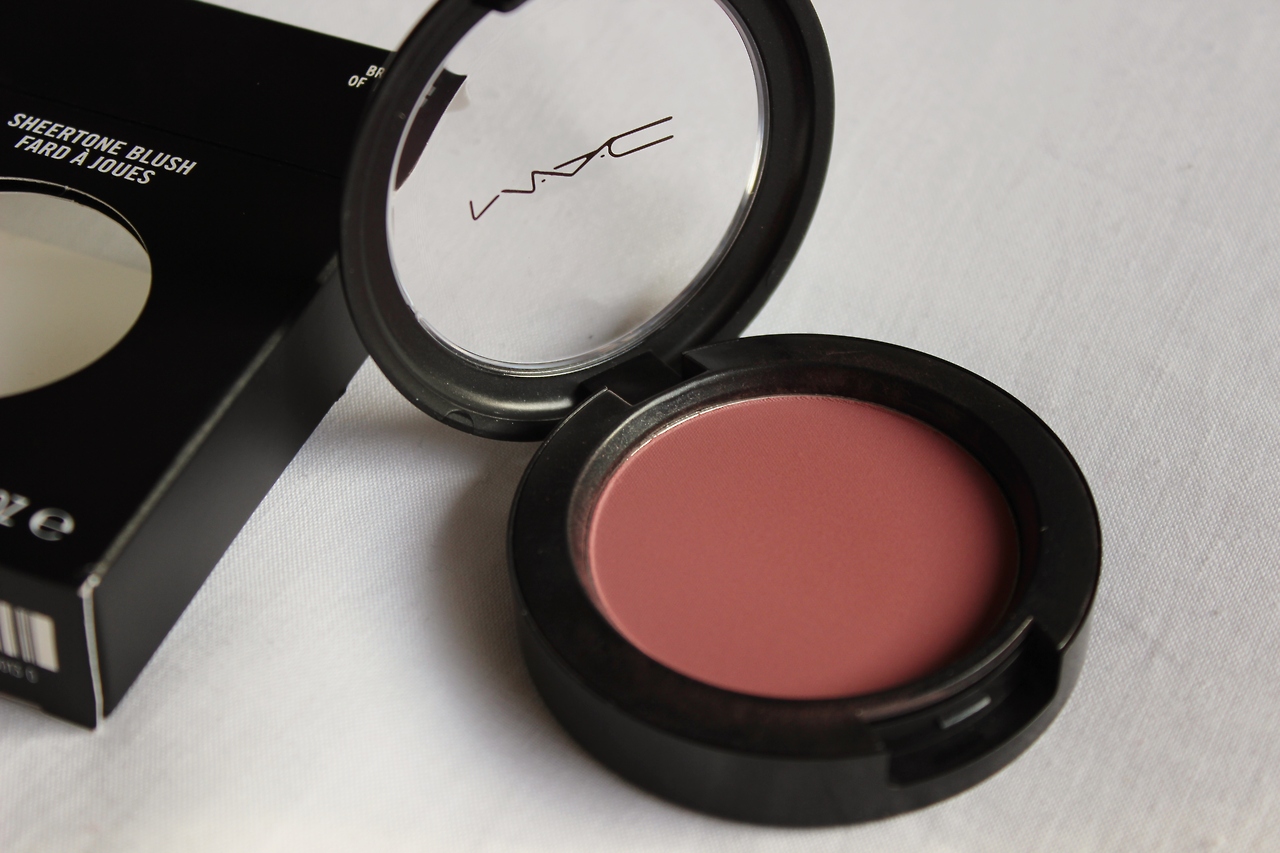 MAC Breath of Plum Blush Review & Swatch