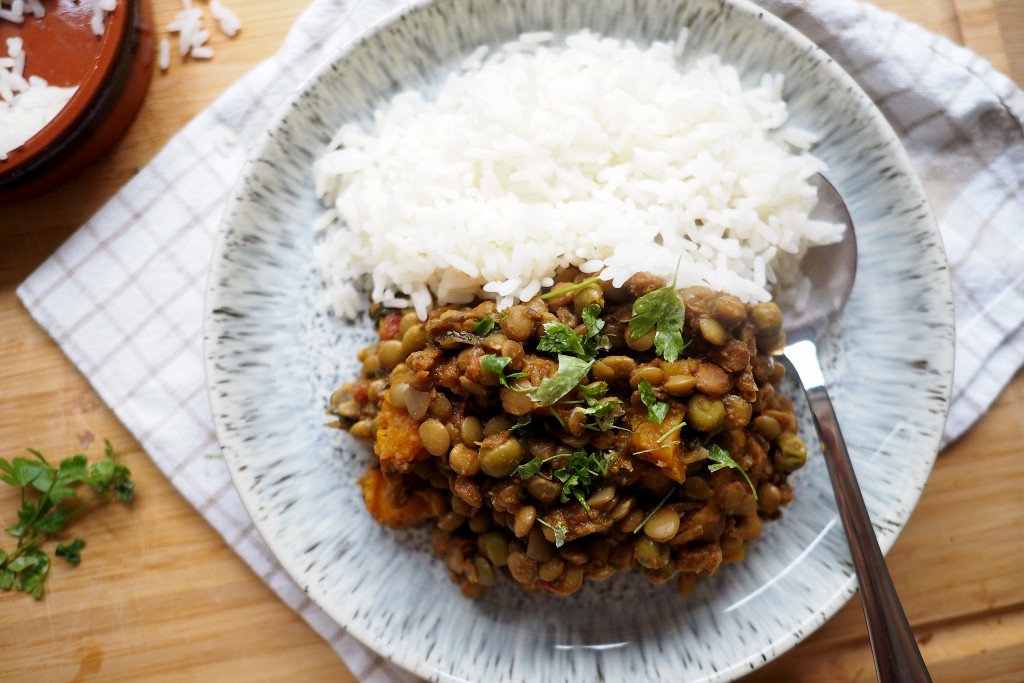 Healthy Dahl Slow Cooker Curry xameliax