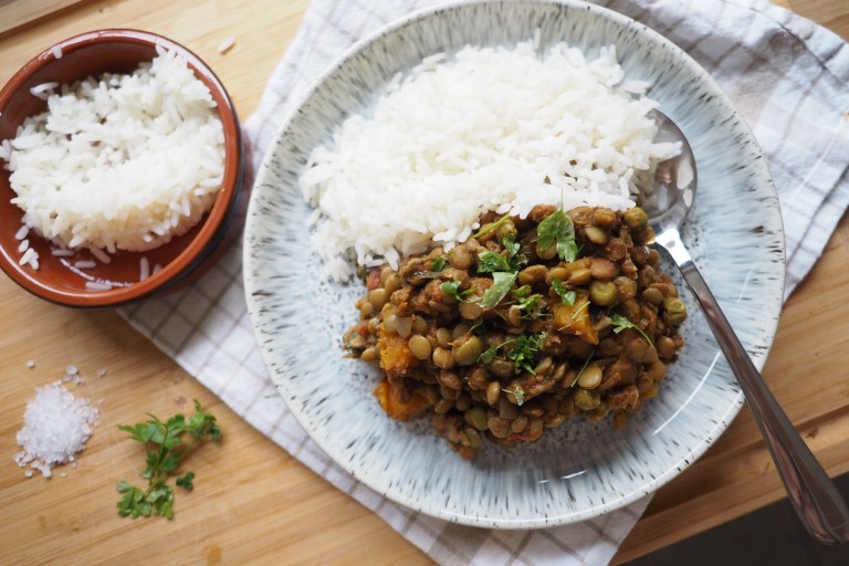 Healthy Dahl Slow Cooker Curry xameliax
