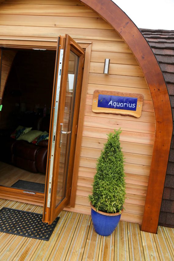 Glamping pods with hot tub at Wootton Park xameliax Travel